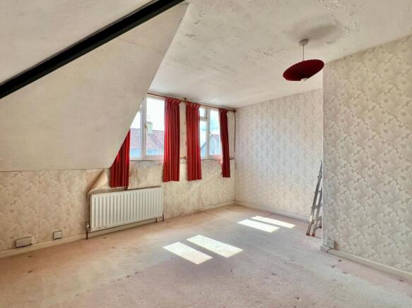 21, Eastwick Road, Taunton - NO onward chain! photo 4