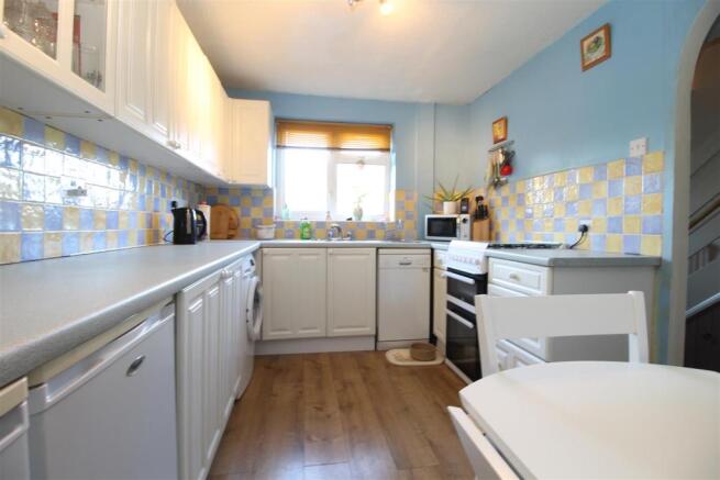Kitchen & Breakfast Room