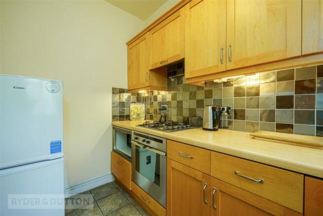 2 bed Terraced for sale Image 5