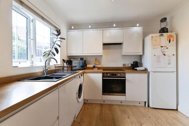 2 bed End of Terrace for sale Image 5