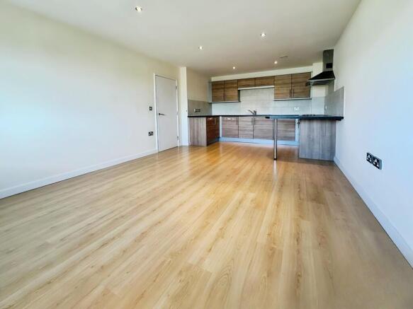 1 bed Flat for sale Image 5