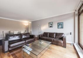 Flat 33, 8 Sandpiper Court, Thomas More Street, London E1W 1AS
