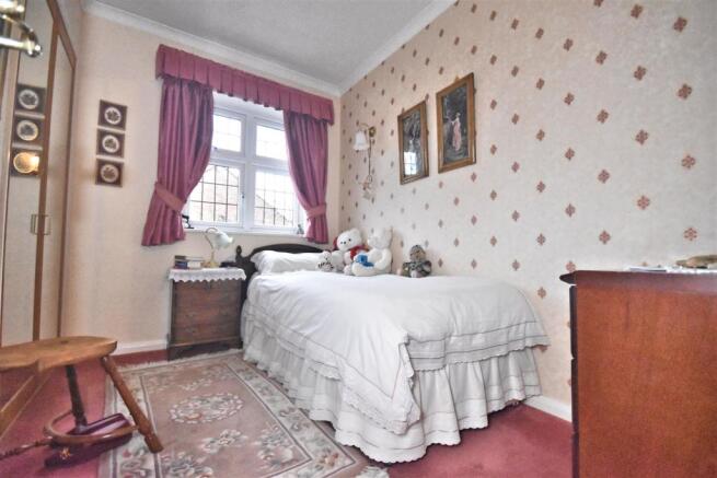 Bedroom 4.jpg