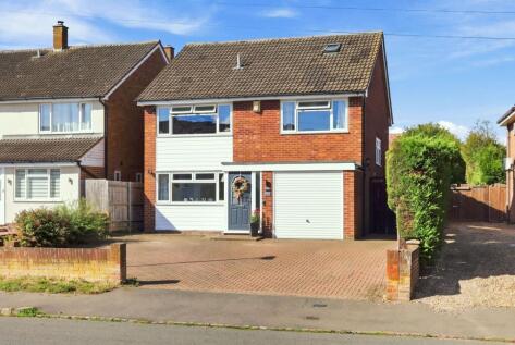 Station Road, Langford, SG18