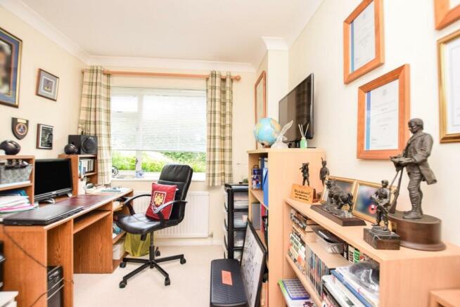 bedroom 3.jpg
