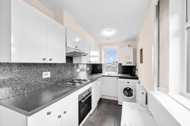 Fitted Kitchen/Breakfast Room
