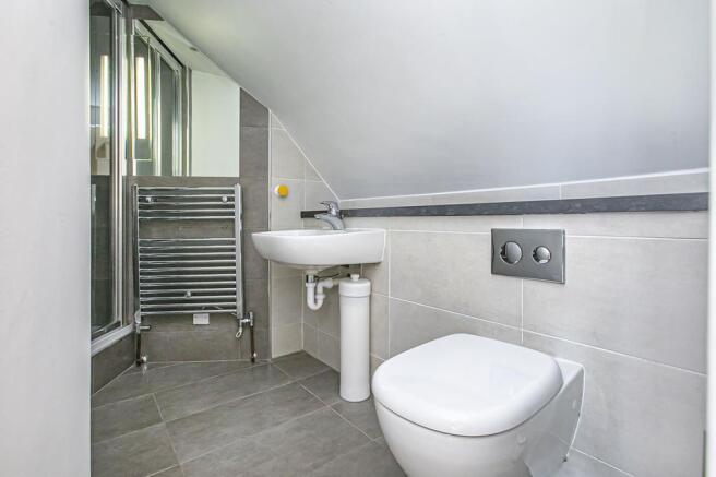 ENSUITE SHOWER ROOM