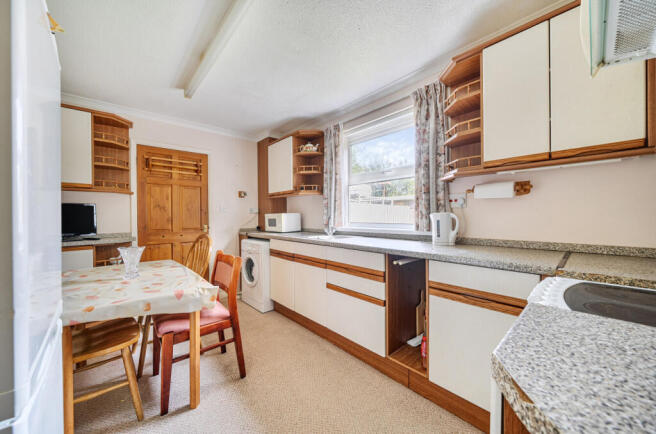 1353999-3-68dbbe3...