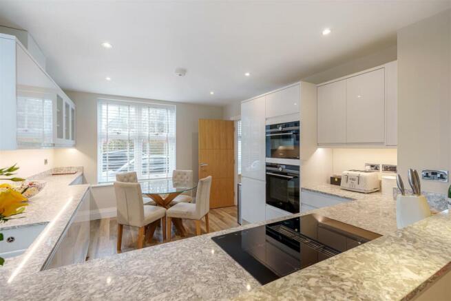 Kitchen/Breakfast Room