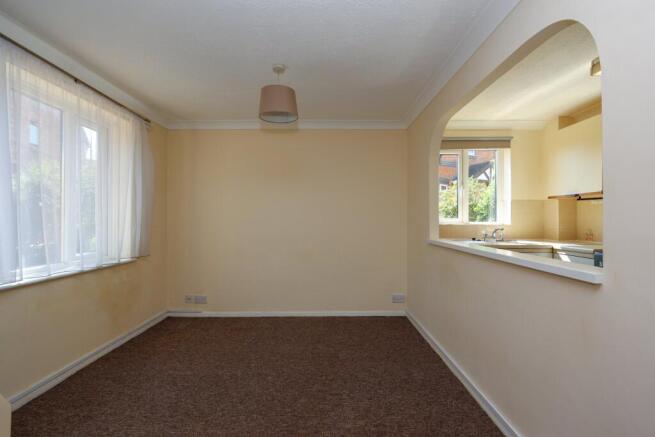 Abinger Way, Guildford, Surrey, GU4 photo 4