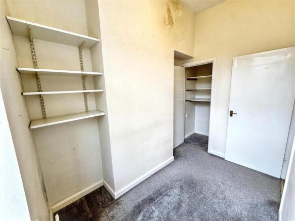 3 bed Terraced for sale Image 8