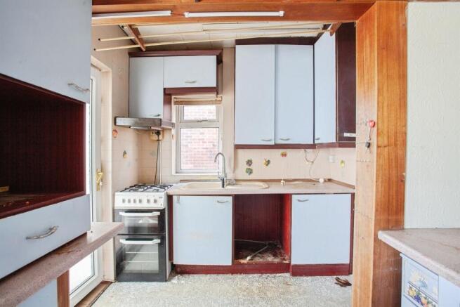 3 bed Semi-Detached for sale Image 11