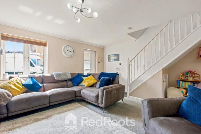 3 bed Semi-Detached for sale Image 9