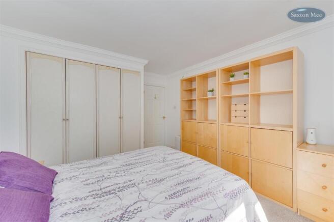 2 bed Apartment for sale Image 10