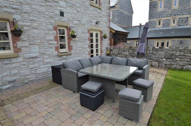 PATIO AREA