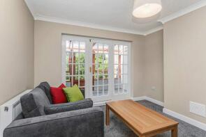 22, Queens Road East, Nottingham NG9 2GS
