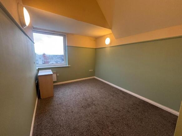 2 bed Apartment for sale Image 8