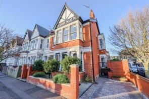 95, Burdett Avenue, Westcliff-on-sea SS0 7JN