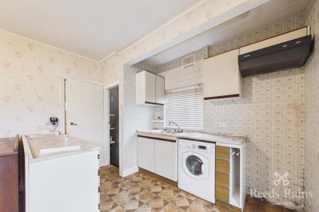 3 bed Semi-Detached for sale Image 5
