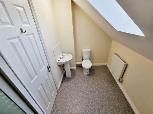 Ensuite Toilet Rear Garden Best Letting Estate Age