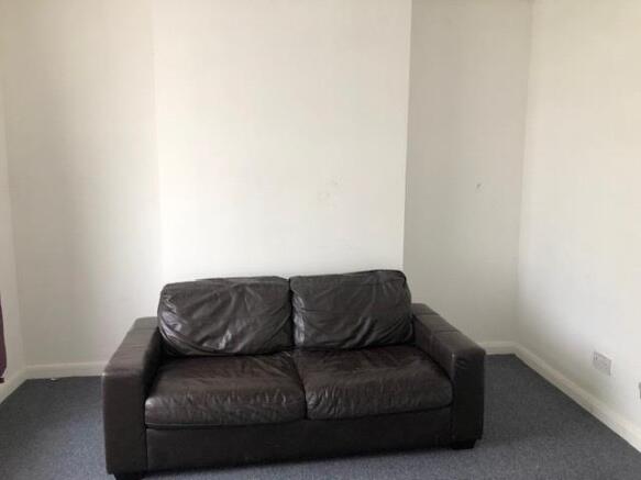 Downstairs bedroom.jpg