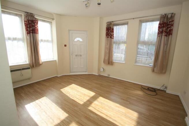 Front Room .jpg