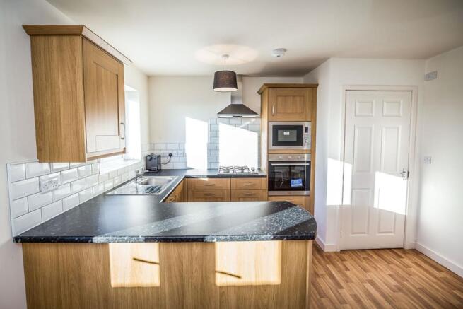 Kitchen / Dining Roo