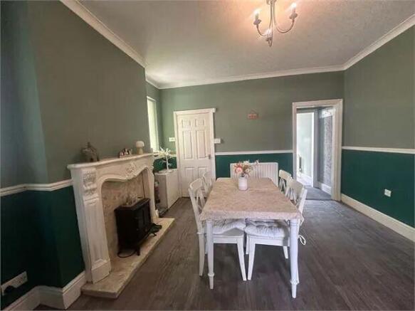 2 bed Semi-Detached for sale Image 6