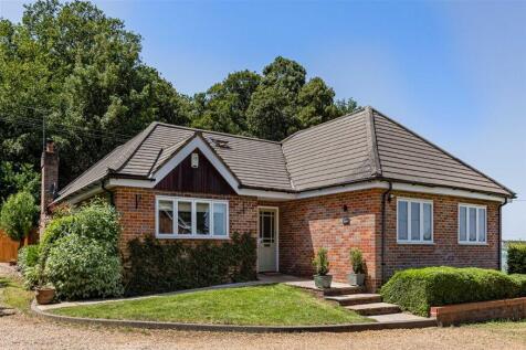 Woodland Place, Redbourn, AL3