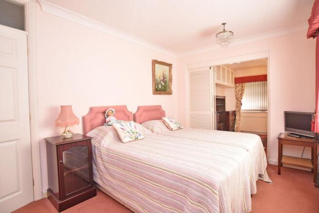 2 bed Detached Bungalow for sale Image 7