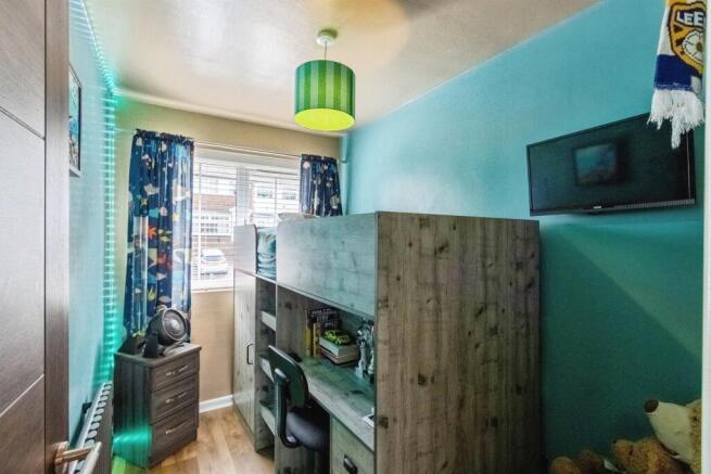 3 bed Terraced for sale Image 10