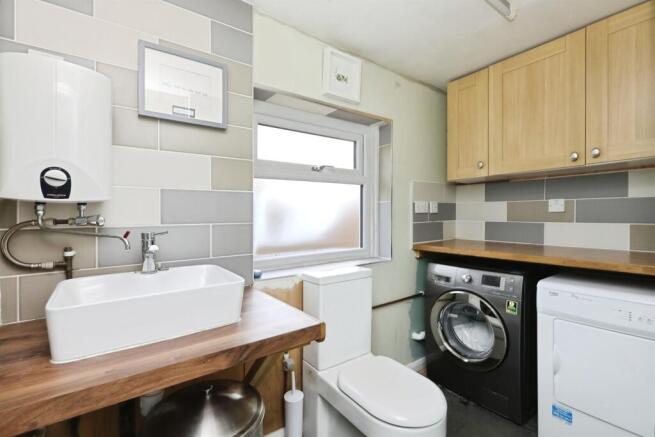 3 bed Semi-Detached for sale Image 10