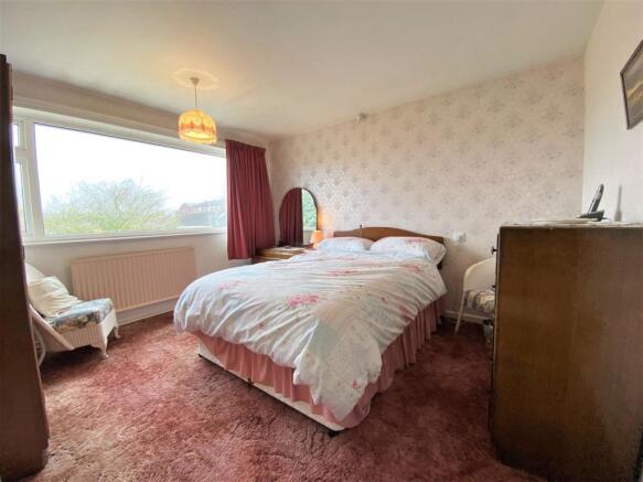 Master Bedroom 706