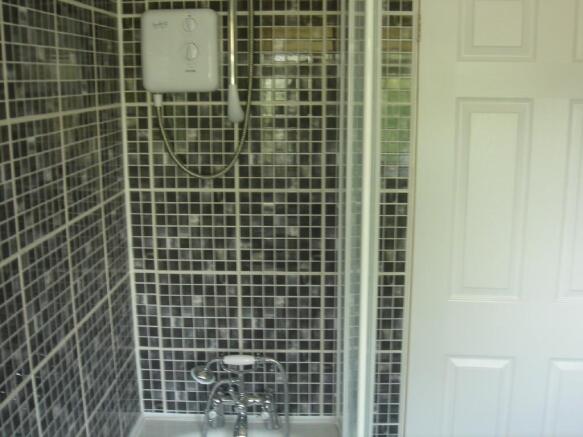 Bathroom angle 2