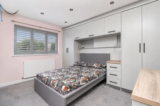 3 bed Semi-Detached for sale Image 7
