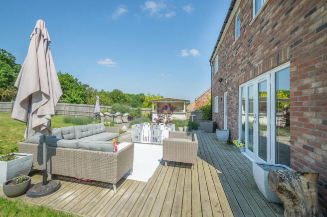 6 Shepherd Close-...