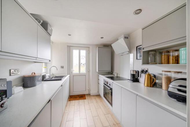 4 bed Terraced for sale Image 7