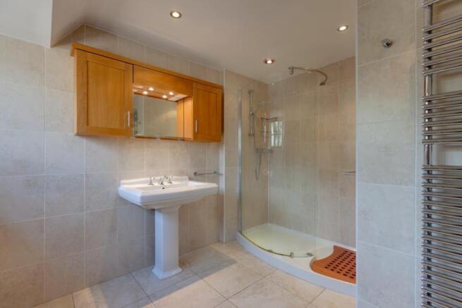 Master En-Suite