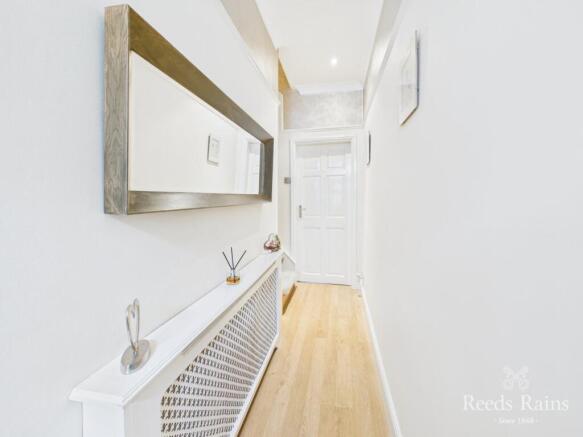 3 bed Terraced for sale Image 6