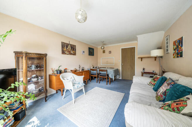 Fleetham Gardens, Lower Earley, Reading photo 4