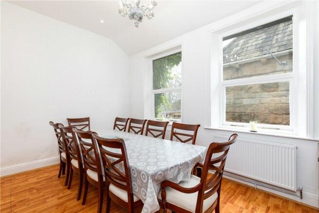 6 bed Semi-Detached for sale Image 10