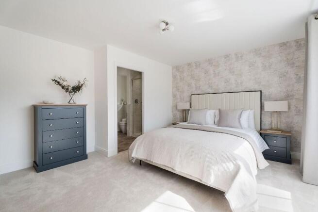 4 bed Detached for sale Image 12