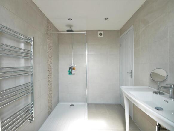 shower room.JPG