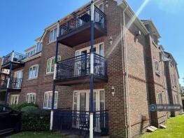 1, 1 Casterbridge Court, Grosvenor Road, Bournemouth BH4 8BQ