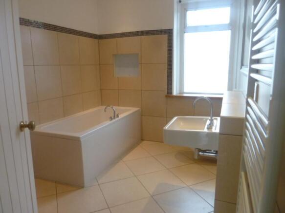 Family Bathroom/WC