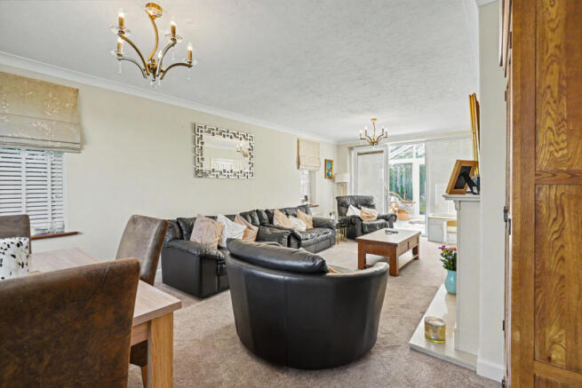 3 bed Detached Bungalow for sale Image 9
