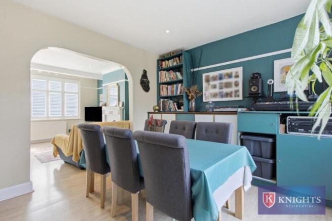 Clarendon Road, London, N18 photo 4