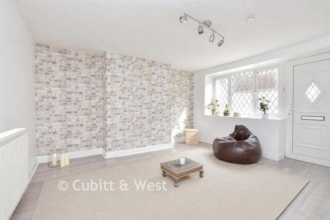 Lounge / Kitchen