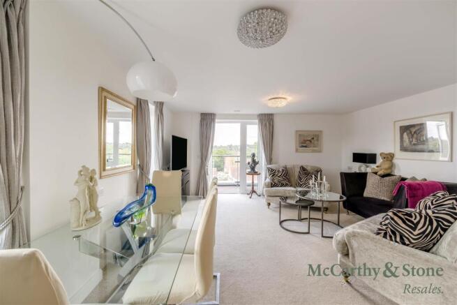 8702663-interior08.jpg