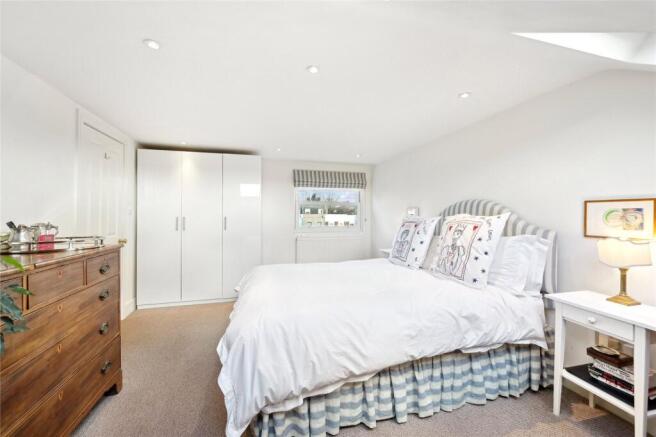 Principal bedroom